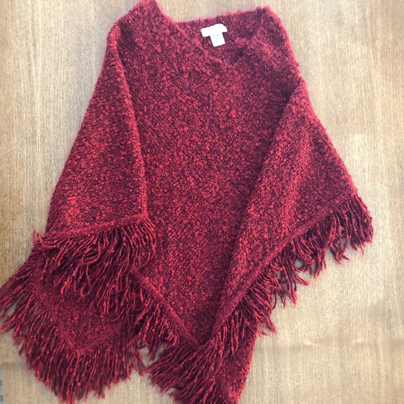 Cozy shawl, perfect for Christmas time. - Picture 1 of 5